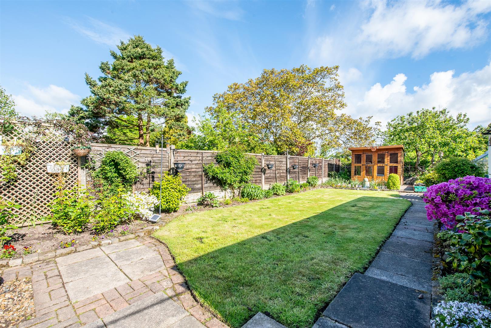 3 bed property in Chapel Lane, Preston